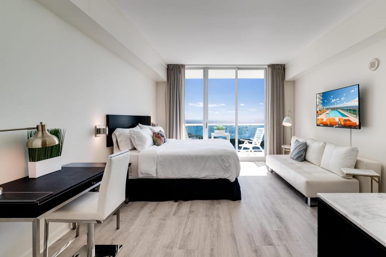 마이애미 Ocean View Balcony Steps From Restaurants, Peacock Park & Marina 빌라 외부 사진